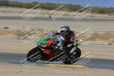 media/Jan-14-2023-SoCal Trackdays (Sat) [[497694156f]]/Turn 9 Inside (11am)/